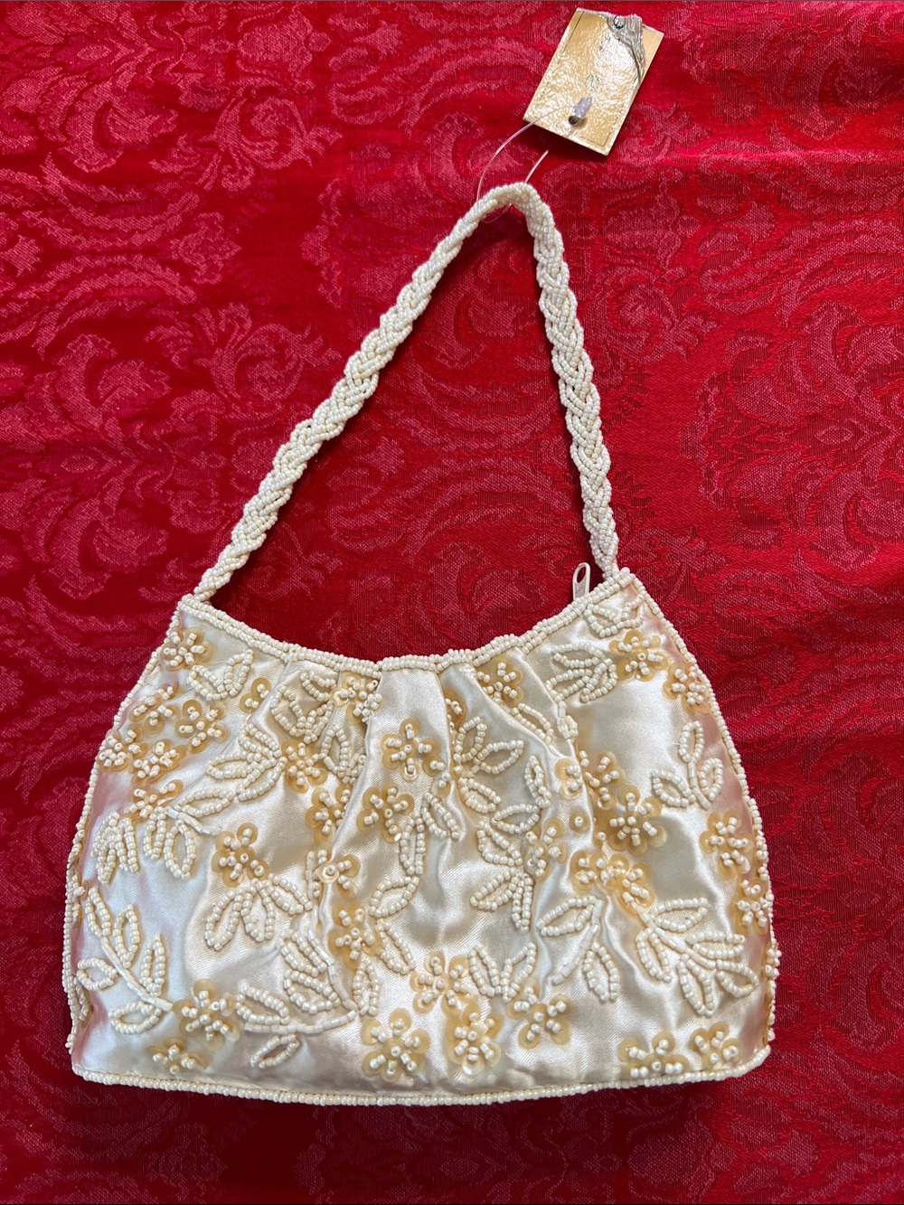 La Regale Ivory Beaded Floral Satin Wristlet Clutch NWT